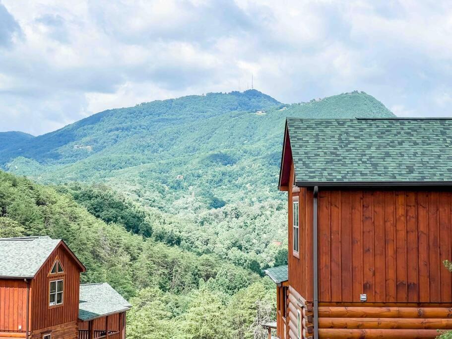 Indoor Heated Pool Hot Tub Cabin 세비어빌 외부 사진