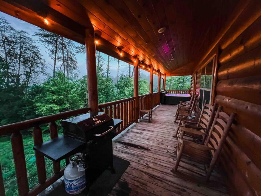 Indoor Heated Pool Hot Tub Cabin 세비어빌 외부 사진